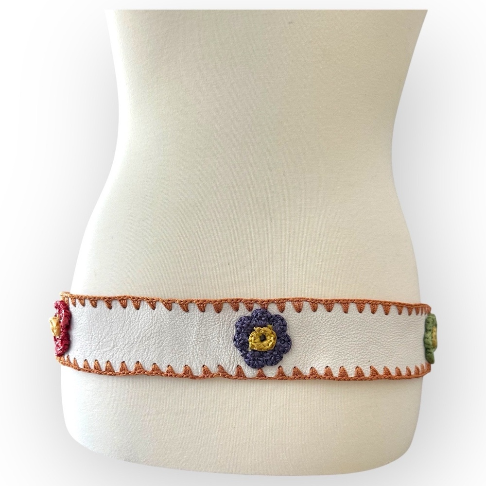 Vintage White Brown Genuine Leather Floral Whipstitch Belt Flowers Applique 90’s - Picture 4 of 10